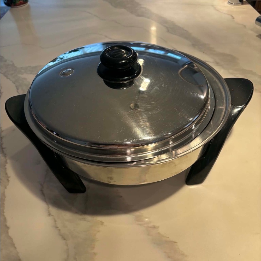 Salad master skillet, like new